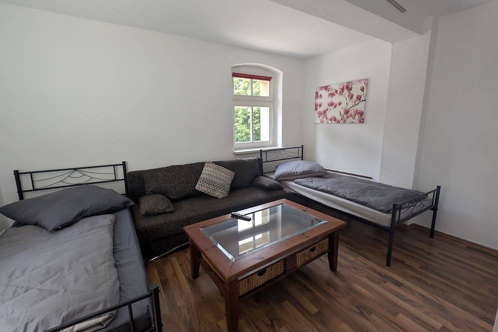 Ganze Wohnung, Ferienwohnung/App. für 4 Gäste mit 45m² in Massen-Niederlausitz in Finsterwalde, Naturpark niederlausitzer heidelandschaft (Brandenburg)