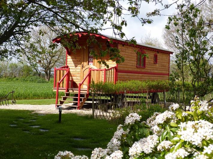Gîte pour 4 personnes, avec Terrasse et Jardin à Le Faouët