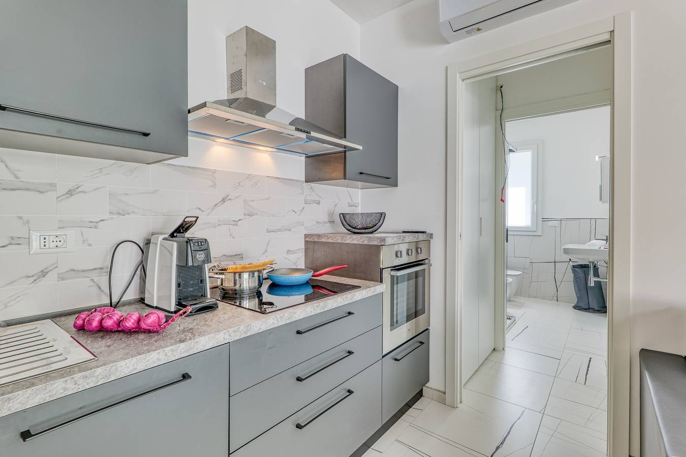Appartamento intero, Marina Resort - Pool And Parking Lux in Borghetto Santo Spirito, Riviera di Ponente