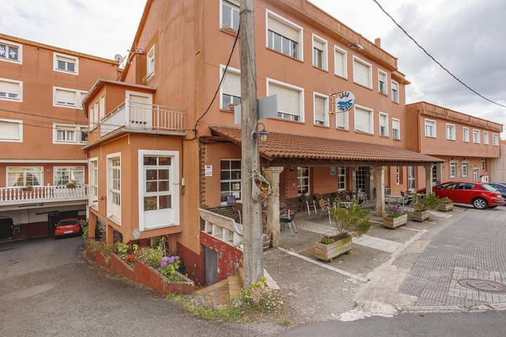 Casa de huéspuedes para 2 personas, con Terraza además de Jardín y Vistas en Rianjo