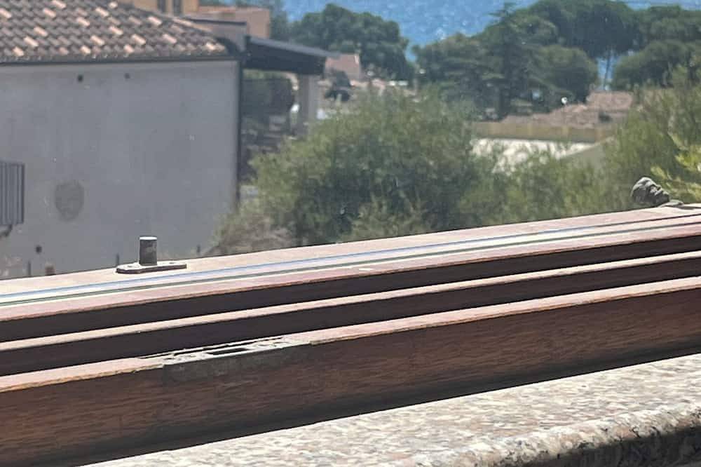 Entire apartment, Love nest with sea view in Santa Maria Navarrese, Ogliastra Province