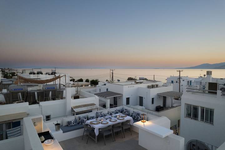 Holiday rental for 9 people, with ocean view and balcony, child-friendly in Naxos