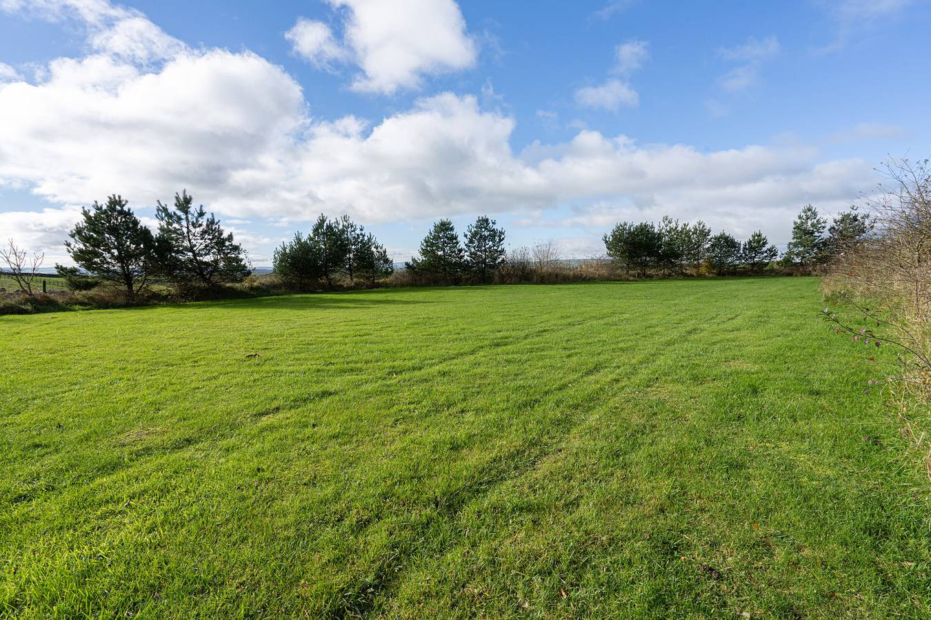 The Holmes Barn - Sleeps 16 - Pet friendly in Tideswell, Derbyshire