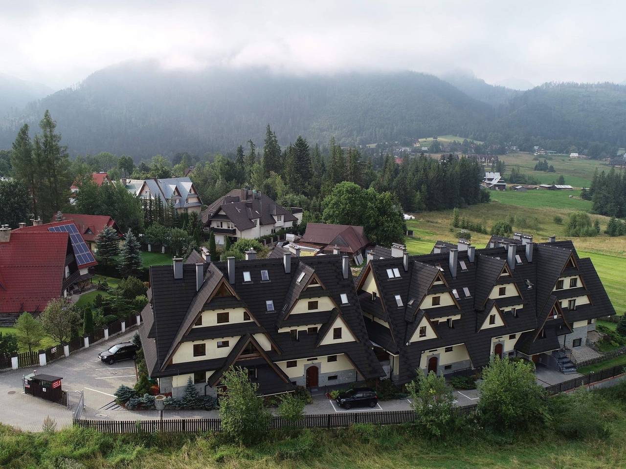 Cały apartament, Wohnung Giewont mit Schwimmbad in Kościelisko (Miasto), Kościelisko