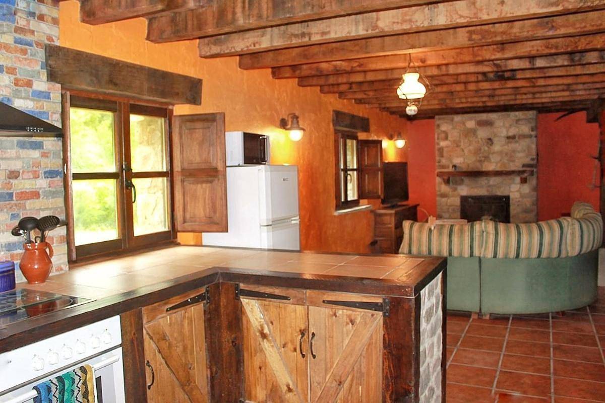 Three-Bedroom House in Vega de Pas, Cordillera Cantábrica