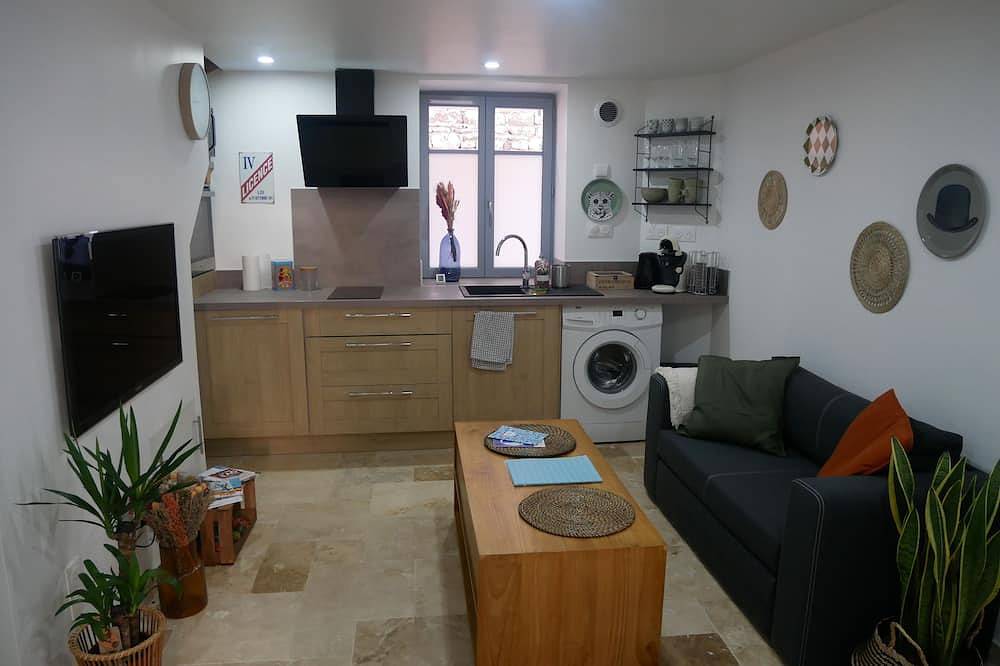Apartamento entero, Cosy studio in the heart of the village of Chazay in Chazay-d'Azergues, Beaujolais