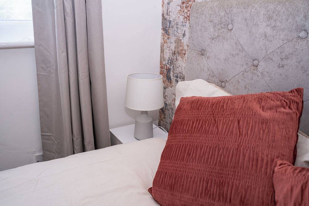 Apartamento entero, Rednest Convenient Town Centre Free Parking in Swindon, North Wessex Downs