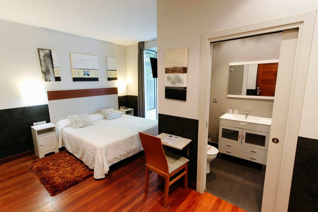 Hostal San Sebastian Centro in San Sebastián, Costa Vasca