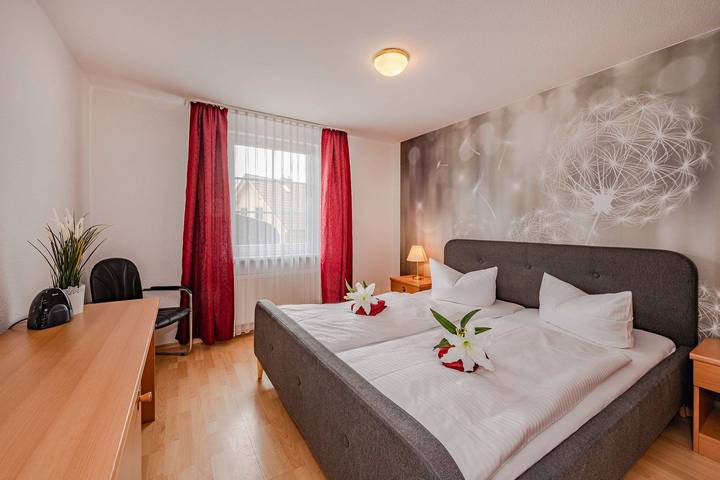 Ferienwohnung für 4 Personen, mit Terrasse und Garten in Korswandt - 3