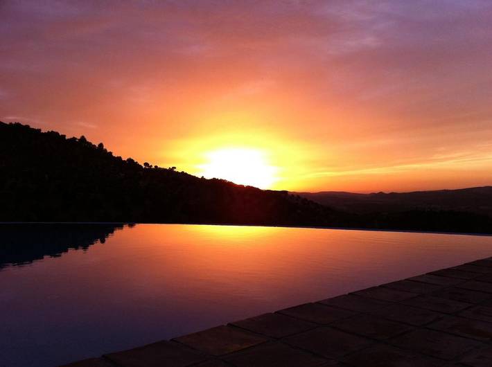 Casa rural para 2 personas, con Terraza y Jacuzzi además de Jardín y Piscina en Sierra de Grazalema