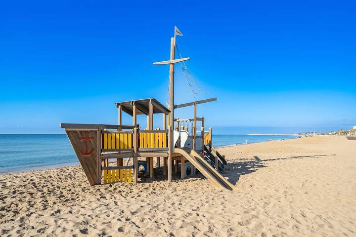 Camping für 6 Personen, mit Terrasse an der Costa Dorada - 2