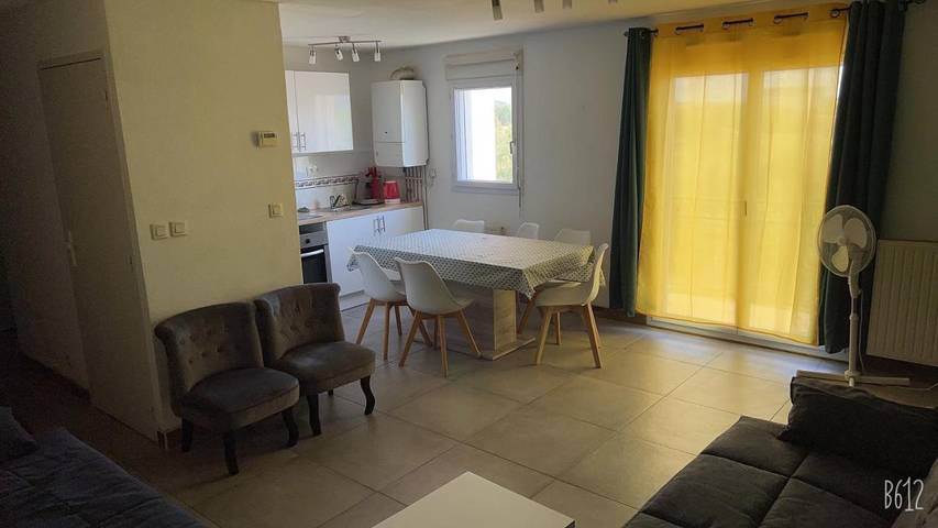 Gîte pour 8 personnes, avec balcon dans Futuroscope - 4