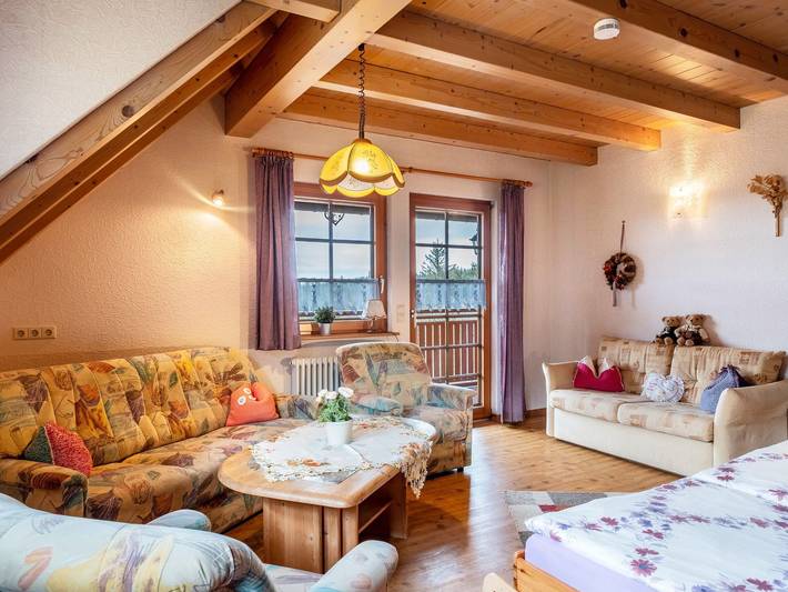 Ferienwohnung für 6 Personen, mit Garten und Balkon - 1