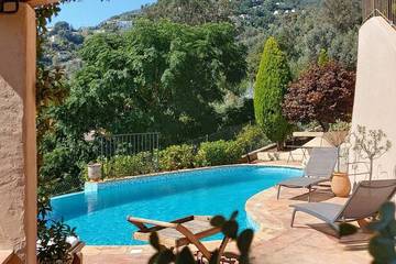 Villa pour 3 personnes, avec jardin et terrasse dans les Alpes maritimes