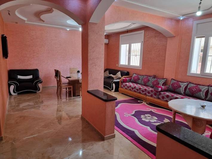 Gîte pour 6 personnes, avec vue et balcon, animaux acceptés à Berkane