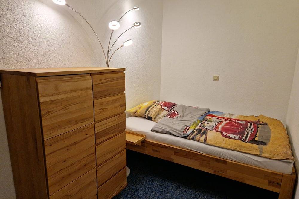 Ganze Wohnung, Abschalten, entspannen, erholen ... - Hallenbad (12x6m) u. Sauna im Haus! in Unterkirnach, Mittlerer Schwarzwald