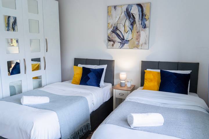 Holiday rental for 10 people, child-friendly in Walsall