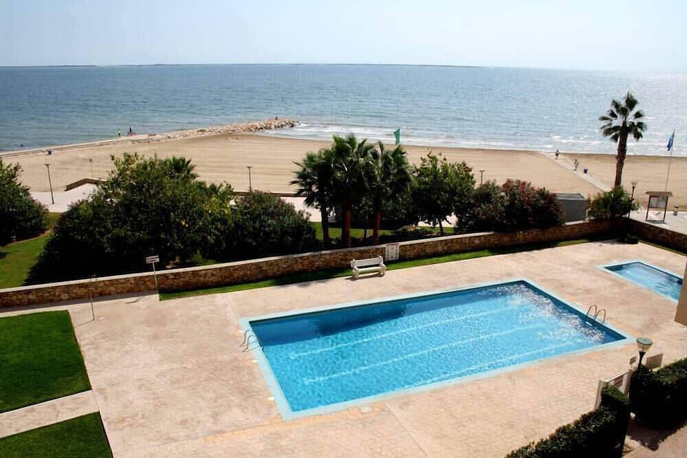 Entire apartment, Apartment/ flat - 1st see line - Wifi in Platja de les Delícies (Sant Carles de la Ràpita), Sant Carles de la Ràpita