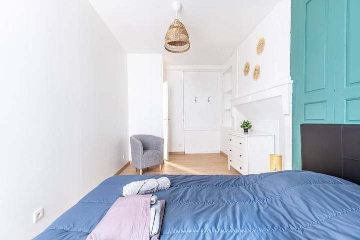 Gîte pour 12 personnes, avec jacuzzi et terrasse à Thiers - 3