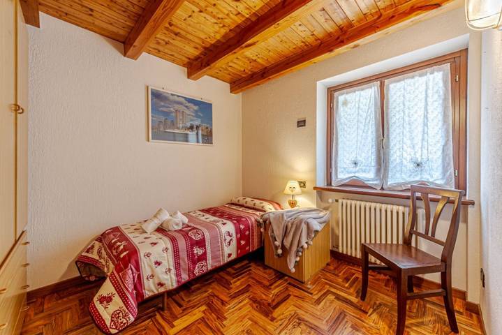 Gîte pour 2 personnes, avec balcon/terrasse, animaux acceptés à Courmayeur - 3