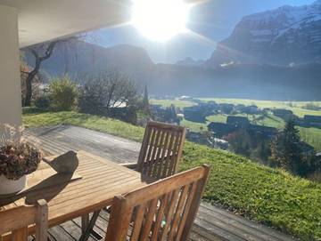 Ferienwohnung für 3 Personen, mit Garten und Terrasse sowie Ausblick in Bizau