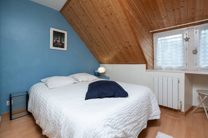 Chambre d’hôte pour 2 personnes, avec Jardin à Locunolé
