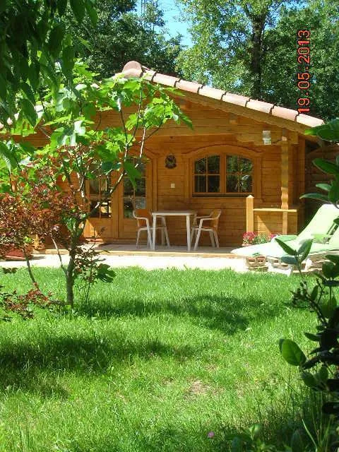 Ferienwohnung für 2 Personen, mit Garten und Ausblick sowie Pool - 1