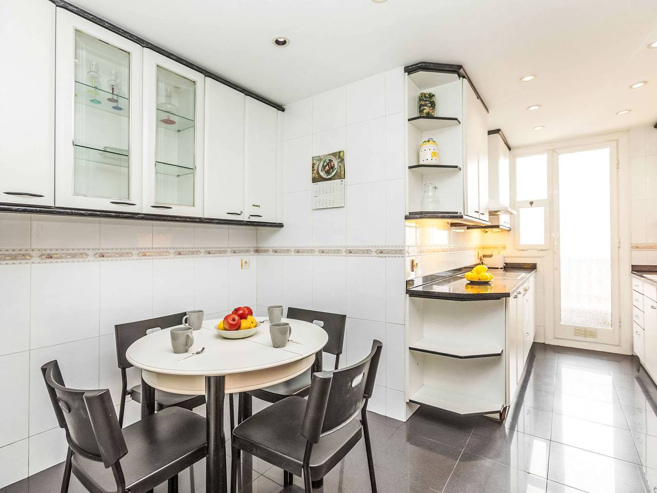 Ganze Wohnung, Sants-Les Corts Galileu in Barcelona Zentrum, Barcelona