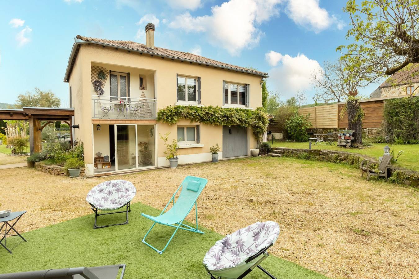 Maloan – Air-conditioned House with Private Pool and Outdoor Kitchen in Dordogne in Saint-Julien-de-Lampon, Quercy