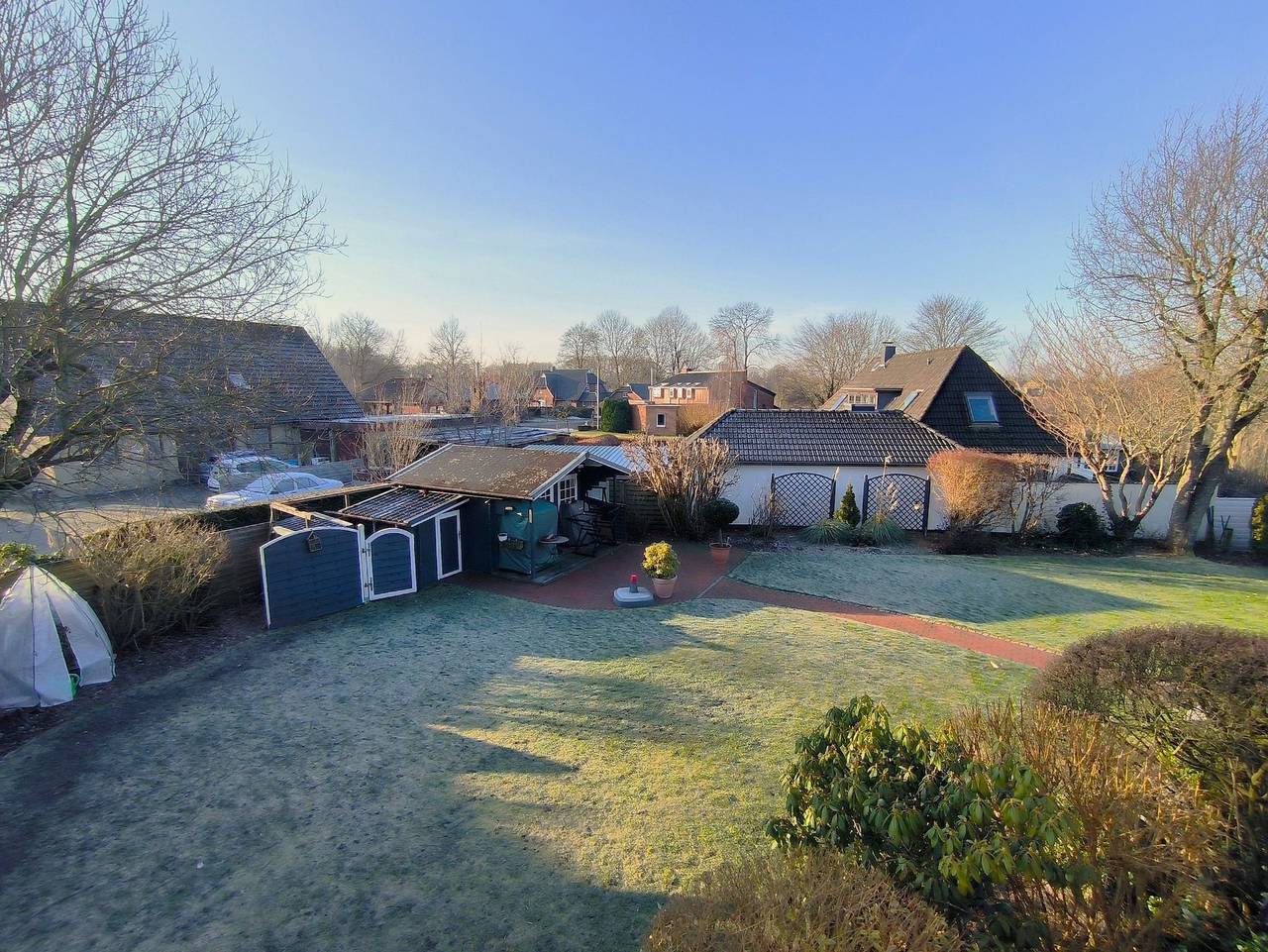 Ganze Ferienwohnung, Schuppe: herzliches Gästehaus in Tarp - Apartment Iii mit Miniküche und Balkon in Tarp, Grünes Binnenland