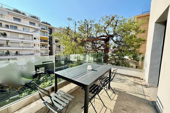 Gîte pour 4 personnes, avec balcon dans Bijou Plage Cannes