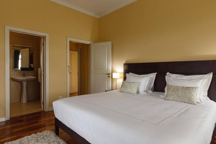 Hôtel pour 8 personnes, avec piscine ainsi que jardin et terrasse, adapté aux familles dans Paços de Ferreira - 2