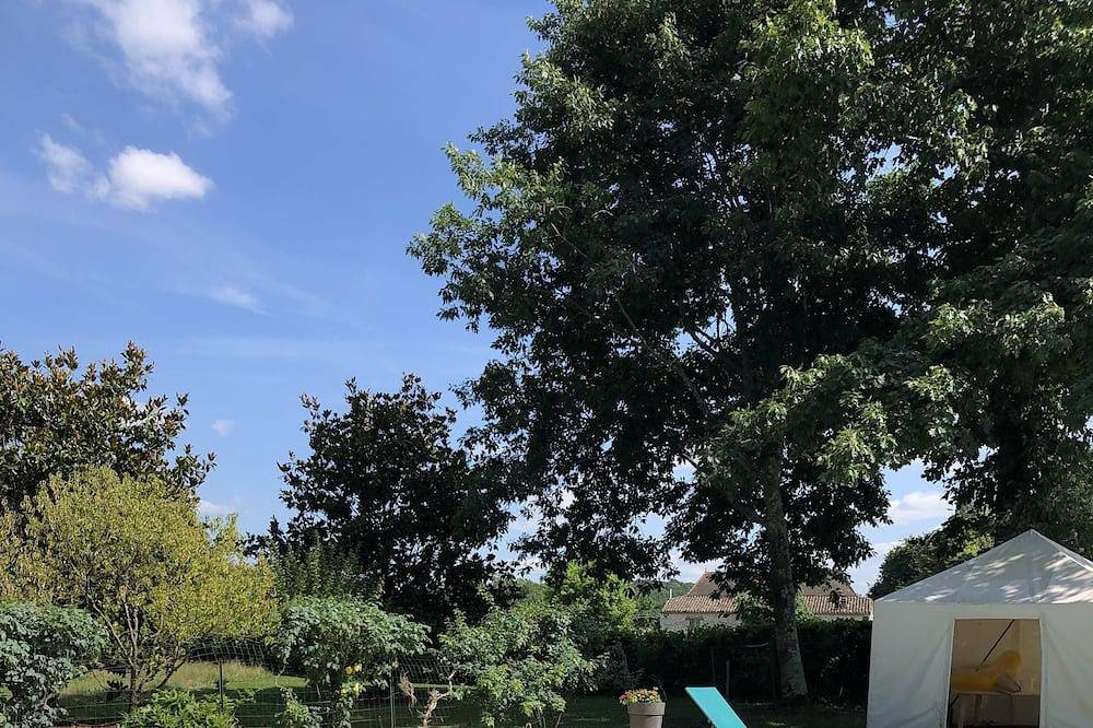 Appartement entier, Gîte en mitoyenneté in Saint-Nexans, Périgord Pourpre