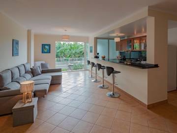 Gîte pour 5 personnes, avec jardin à Paul Do Mar