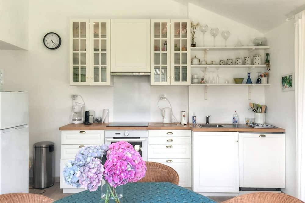 Homerez - Charming House in Huelgoat with Terrace and Garden in Huelgoat, Châteaulin region