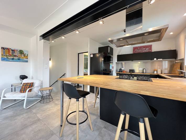 Location de vacances pour 6 personnes, avec terrasse ainsi que jardin et piscine dans Boussens - 4