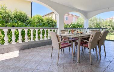 Ferienhaus für 10 Personen in Privlaka, Zadar, Bild 1