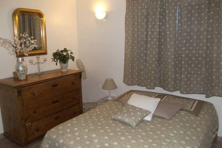 Location de vacances pour 16 personnes, avec sauna ainsi que jacuzzi et jardin à Éguilles - 2