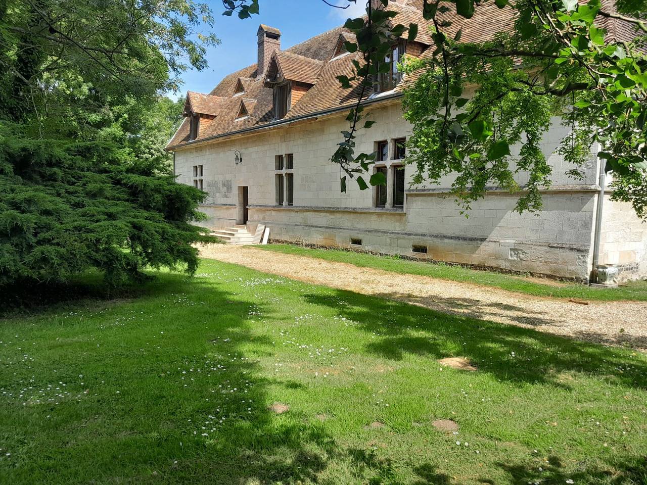 Le Prieuré, spacieuse et romantique - Suite familiale jean de Vimont in Saint-Philibert-de-la-Lézarde, Région du Havre
