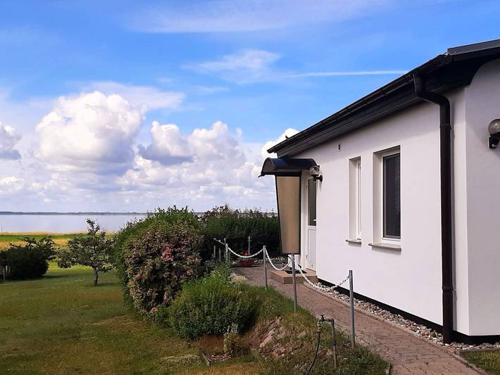 Ferienhaus für 2 Personen, mit Terrasse und Garten in Ückeritz