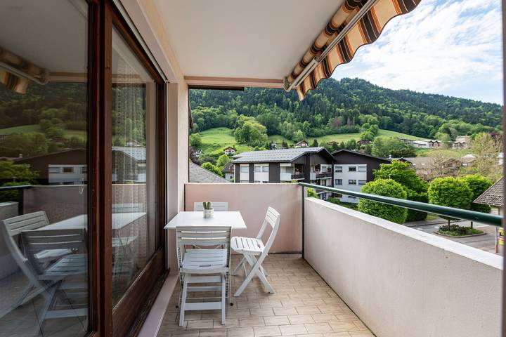 Gîte pour 4 personnes, avec balcon dans Office De Tourisme De Pole De Thones Val Sulens