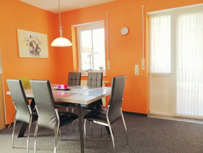 Ferienwohnung für 5 Personen, mit Garten und Terrasse, kinderfreundlich in Horumersiel - 2