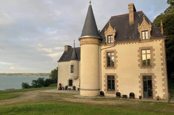 Castillo para 14 personas, con jardín - 1