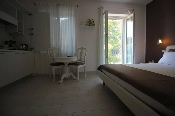 Chambre d’hôte pour 2 personnes, avec terrasse et jardin à Peschiera del Garda - 4