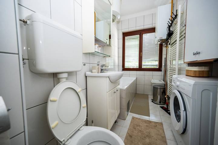 Ganze Wohnung, Ferienwohnung für 4 Personen mit Terrasse in Sarajevo, Bosnien und Herzegowina