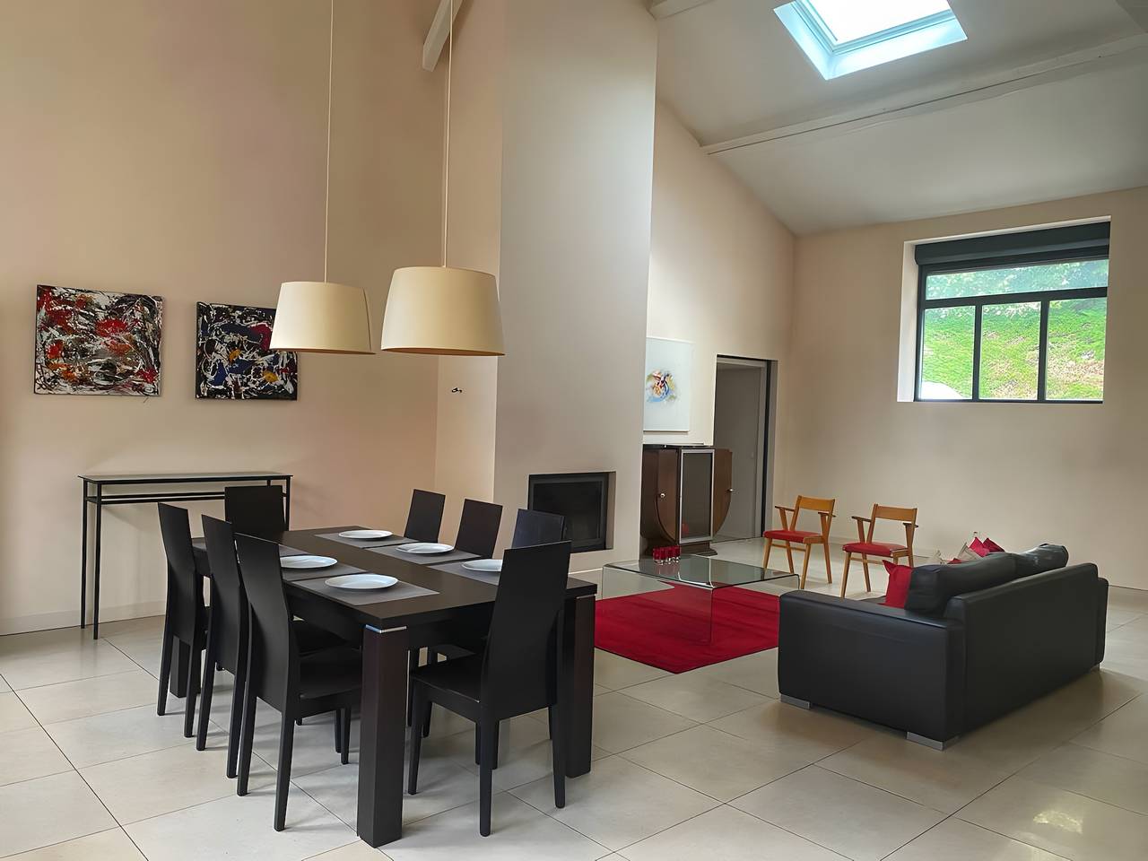 Apartamento entero, Casa vacacional 'The Loft' con terraza privada, Wi-Fi y aire acondicionado in Romans-sur-Isère, Región de Valence