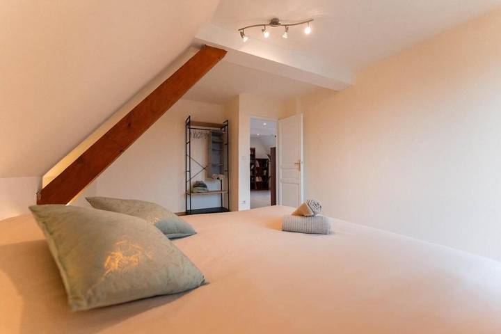 Gîte pour 8 personnes, avec jardin à Houssen - 3