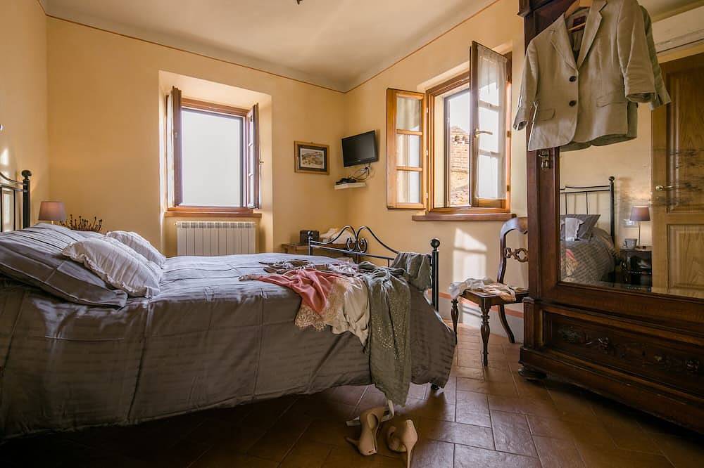 Villa in der Altstadt mit herrlichem Panorama und ausgestatteter Terrasse in Cortona, Arezzo Provinz