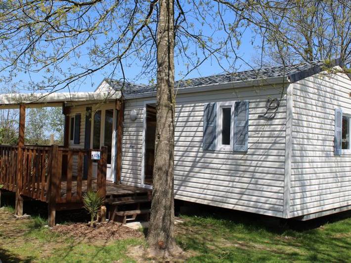 Mobil home pour 4 personnes, avec Terrasse et Piscine