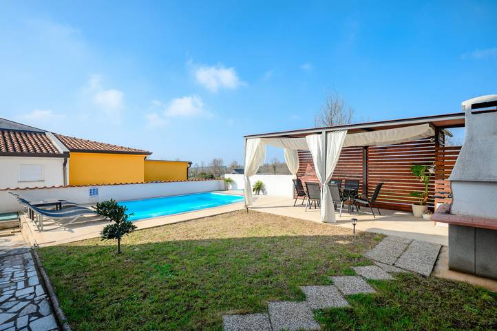 Apartament wakacyjny dla 4 osób, z taras i ogród - 1